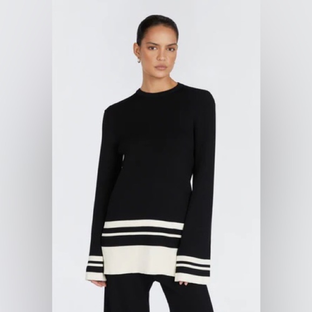 DISSH Black and Cream Crew Neck Sweater